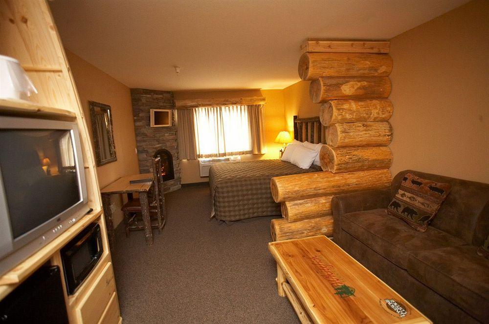 Whitefish Lodge And Suites Cross Lake Eksteriør bilde